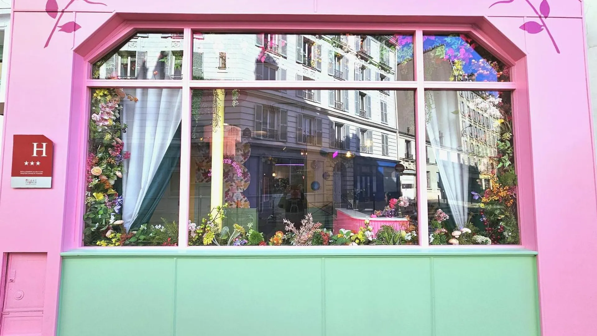 Hotel La Petite Rosa Paris