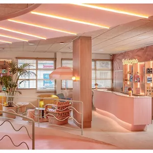 https://apogia-nice.fr-provencehotel.com