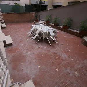 https://rooms-monteverde.it-romehotels.com