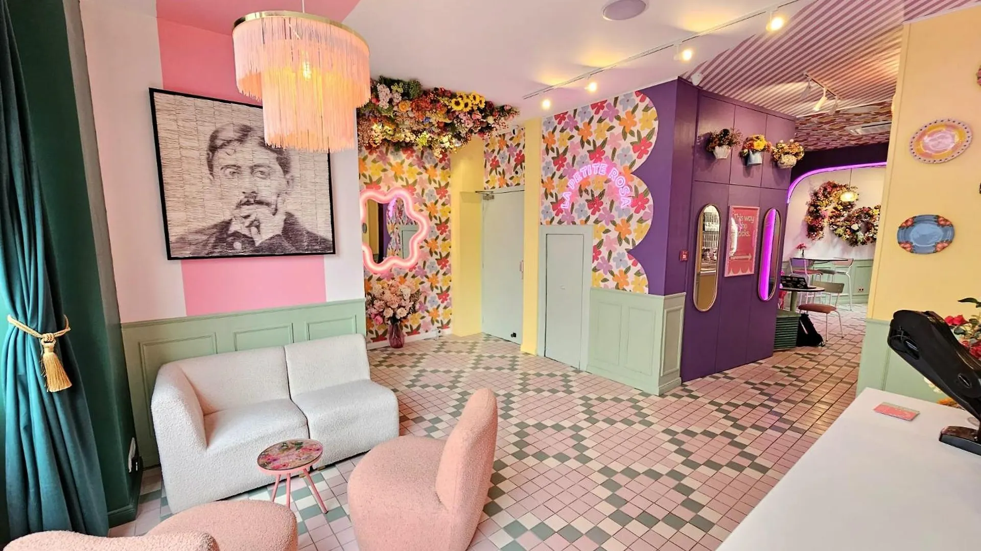 Hotel La Petite Rosa Paris 3*,