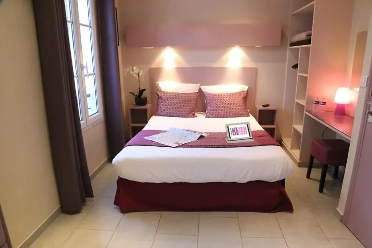 Hotel La Petite Rosa Paris